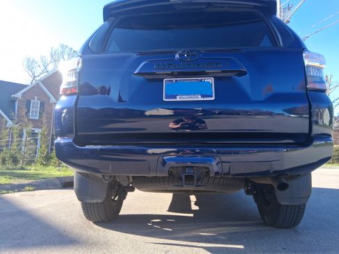 Used 2023 Toyota 4Runner SR5 image 9