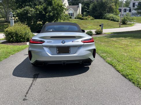 Used 2020 BMW Z4 M40i w/ Premium Package RWD image 9
