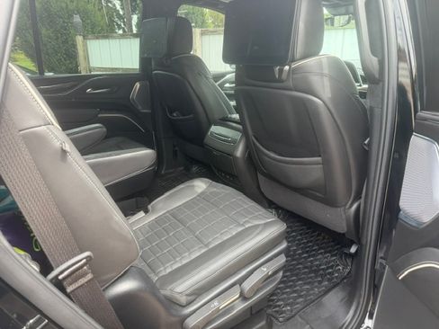 Used 2024 Cadillac Escalade Sport Platinum w/ LPO, ONYX Package AWD/4WD image 1