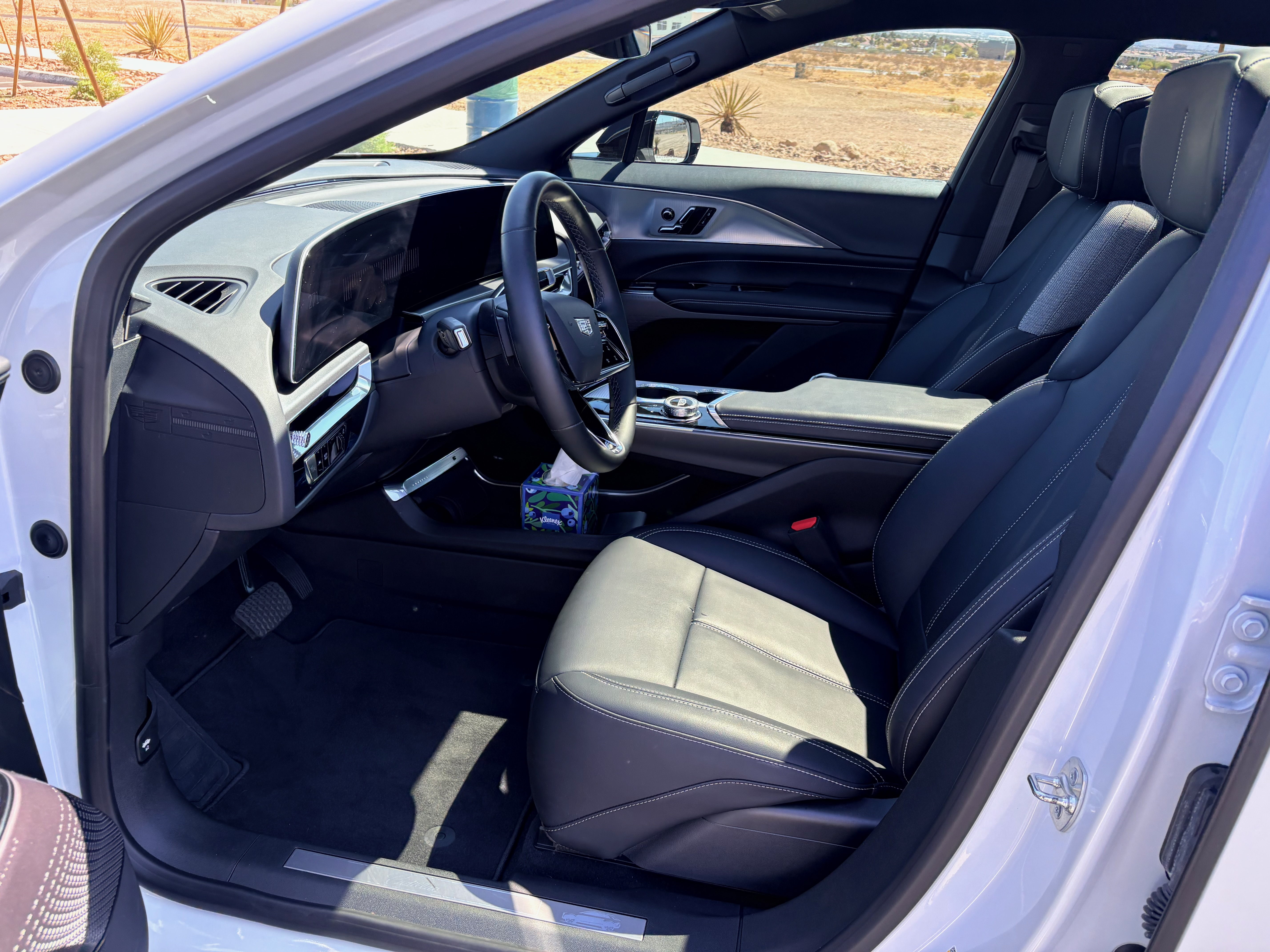 Used 2024 Cadillac Lyriq Tech AWD/4WD image 10