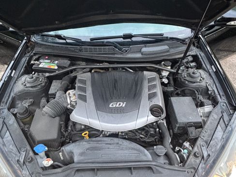 Used 2015 Hyundai Genesis 3.8 image 22