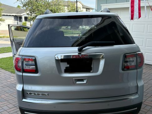 Used 2015 GMC Acadia SLT FWD image 6
