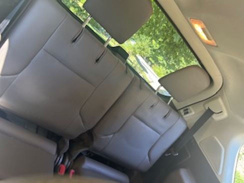 Used 2011 Lexus GX 460 AWD/4WD image 17