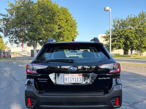 Used 2020 Subaru Outback image 5