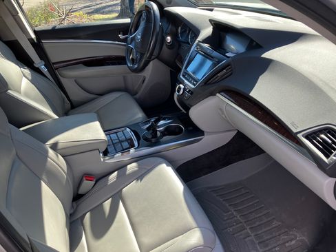 Used 2017 Acura MDX SH-AWD Sport Utility 4D image 5