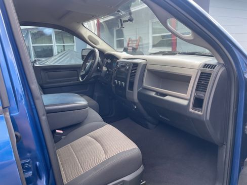 Used 2011 RAM 1500 ST w/ ST Popular Equipment Group RWD image 10