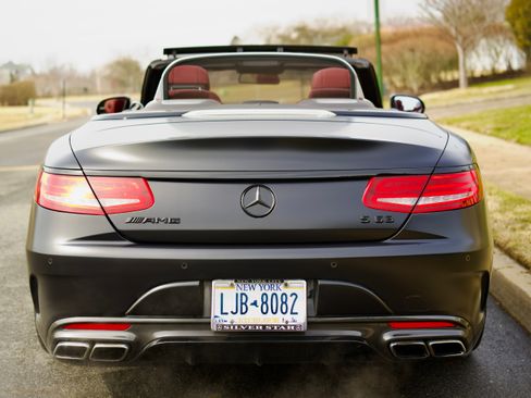 Used 2017 Mercedes-Benz S 63 AMG 4MATIC Cabriolet image 11