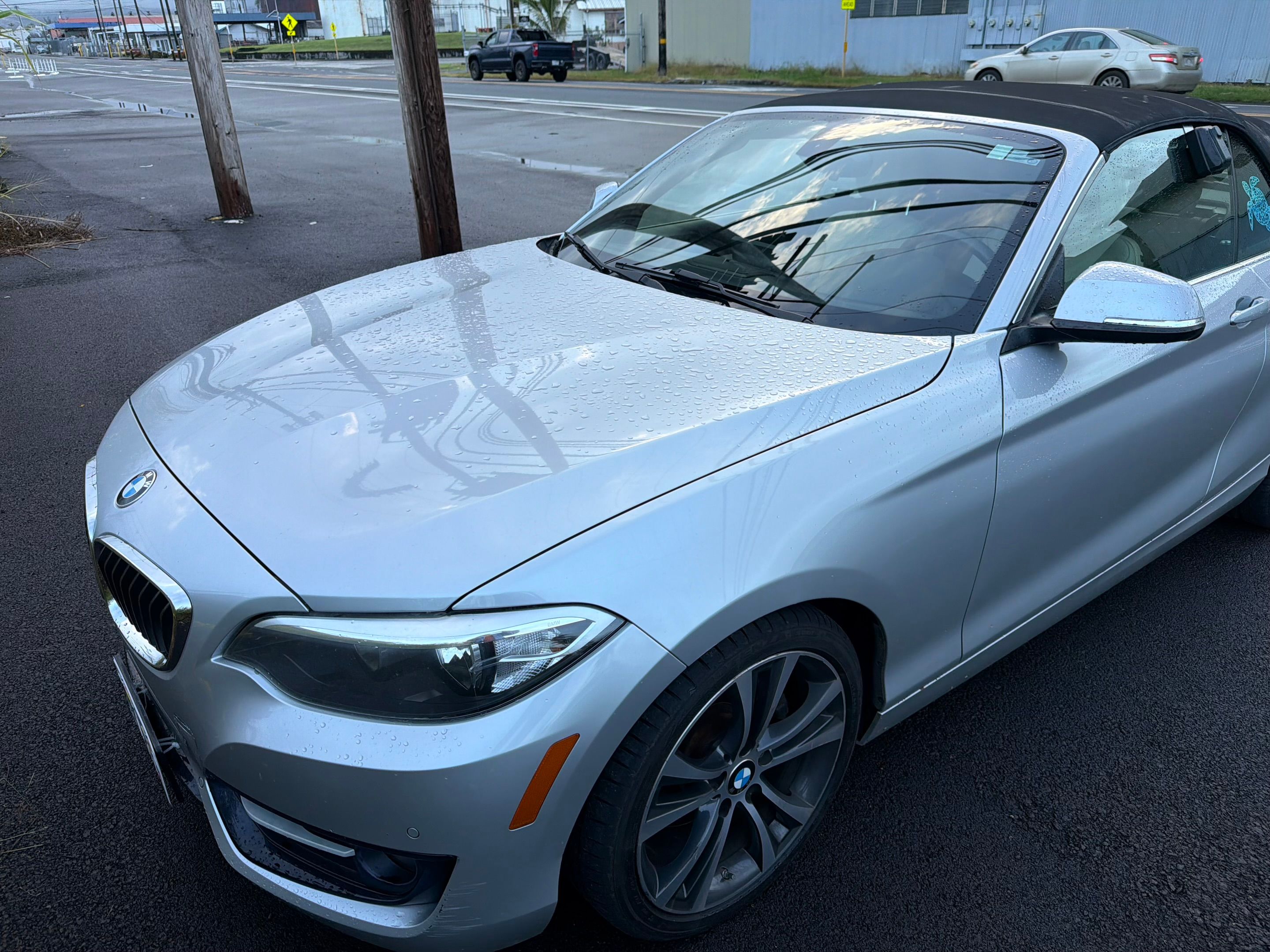 Used 2017 BMW 230i Convertible RWD image 6