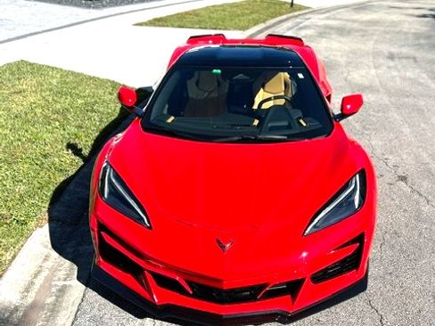 Used 2024 Chevrolet Corvette Z06 w/ Battery Protection Package image 2