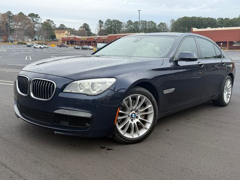 Used 2013 BMW 740Li xDrive image 10