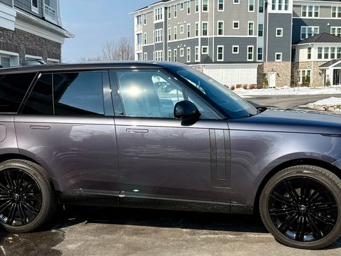 Used 2024 Land Rover Range Rover SE image 6