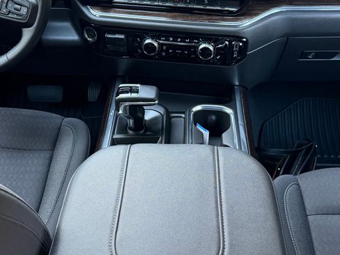 Used 2023 GMC Sierra 1500 Elevation w/ Preferred Package image 20