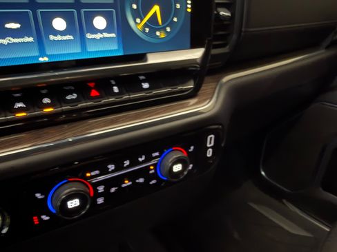 Used 2023 Chevrolet Silverado 1500 RST w/ Redline Edition image 15