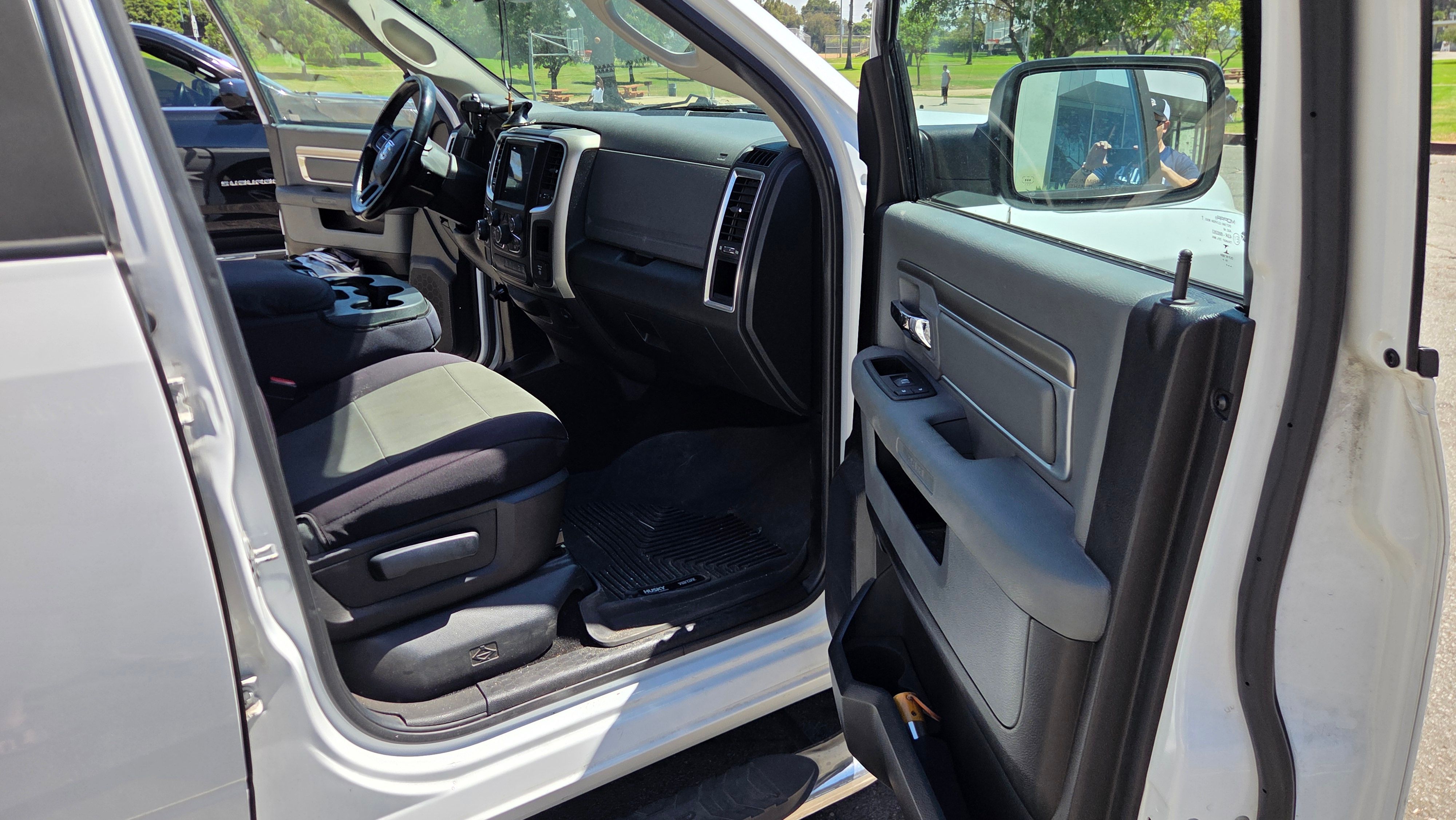 Used 2015 RAM 1500 Big Horn RWD image 15