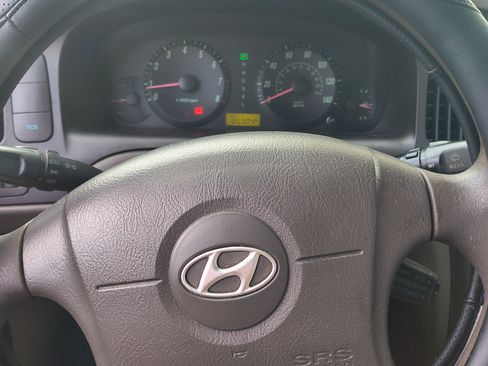 Used 2006 Hyundai Elantra GLS image 19