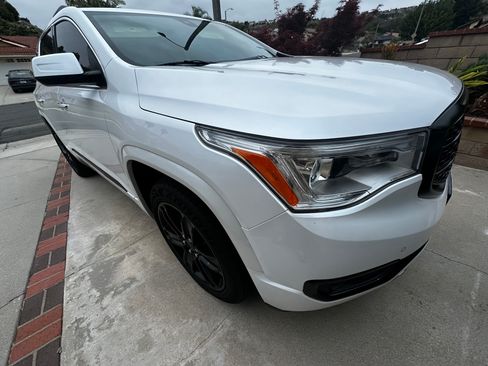 Used 2017 GMC Acadia Denali w/ Technology Package FWD image 1