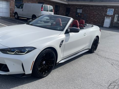 Used 2022 BMW M4 xDrive Competition w/ M Carbon Exterior Package image 31