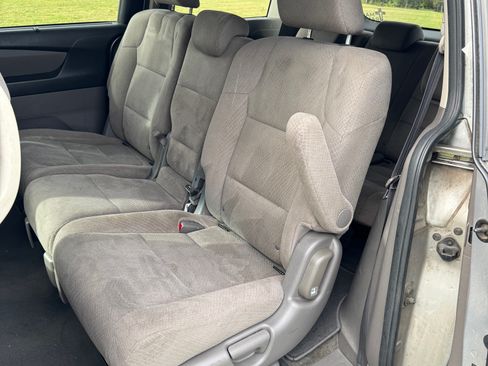 Used 2014 Honda Odyssey EX image 4