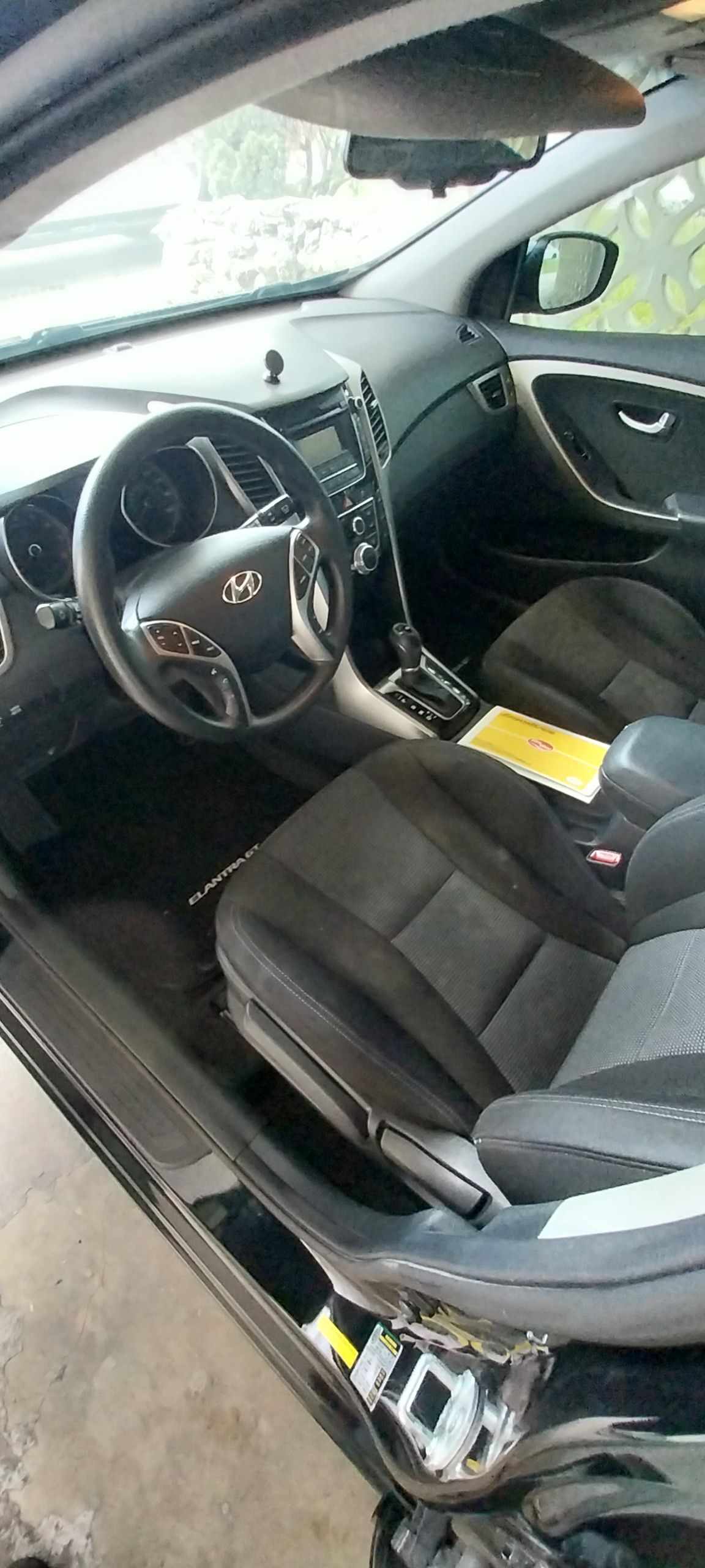 Used 2013 Hyundai Elantra GT FWD image 10