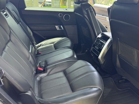 Used 2016 Land Rover Range Rover Sport HSE AWD/4WD image 13