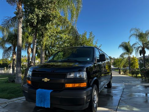 Used 2023 Chevrolet Express 3500 LS image 4