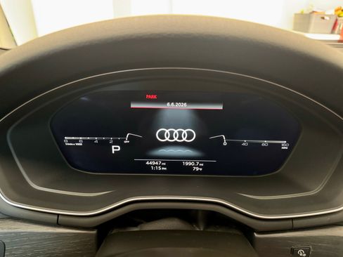 Used 2021 Audi A4 2.0T Premium Plus w/ Premium Plus Package AWD/4WD image 15