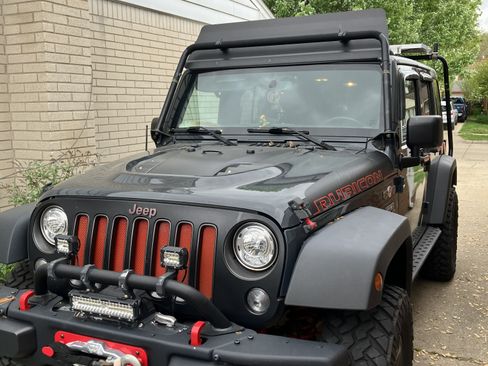 Used 2017 Jeep Wrangler Unlimited Rubicon image 11