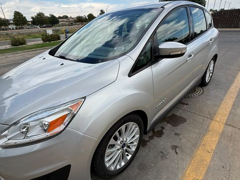 Used 2018 Ford C-MAX SE FWD image 19