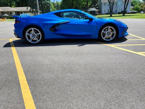Used 2025 Chevrolet Corvette Stingray Coupe w/ Z51 Performance Package image 2