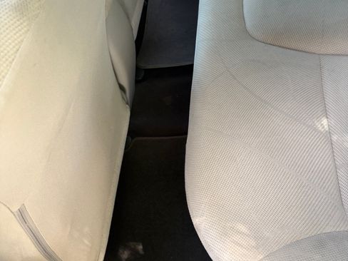 Used 2012 Honda Civic LX image 6