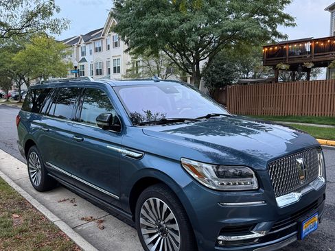 Used 2020 Lincoln Navigator L Reserve w/ Luxury Package AWD/4WD image 8