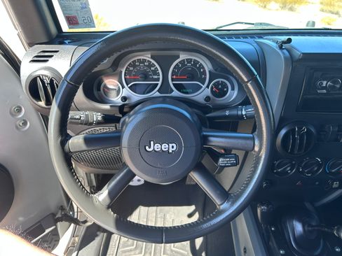Used 2007 Jeep Wrangler Sahara w/ PWR Convenience Group AWD/4WD image 11
