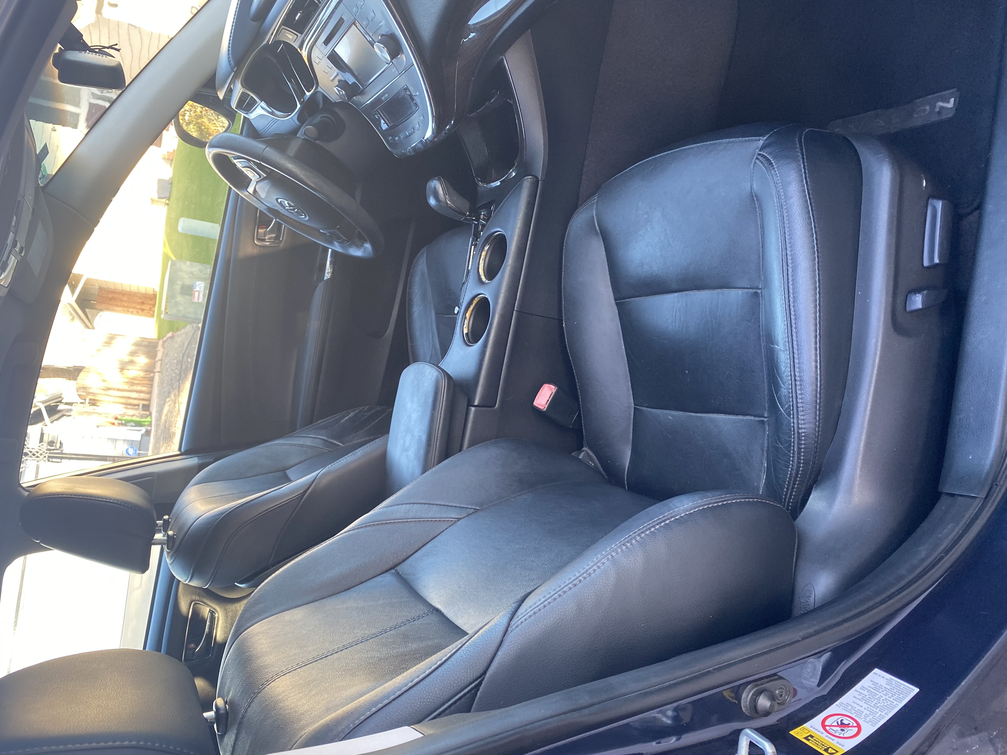 Used 2014 Toyota Avalon XLE Premium FWD image 4