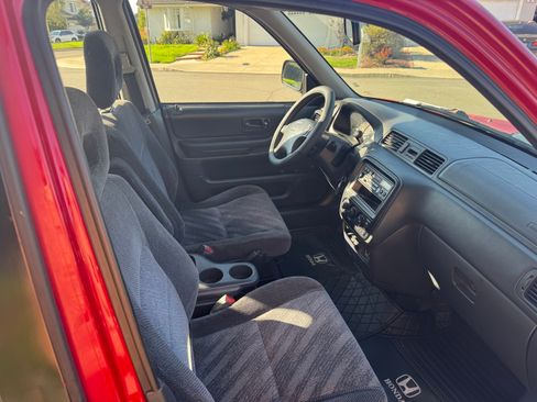 Used 1999 Honda CR-V LX image 15
