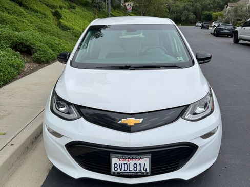 Used 2017 Chevrolet Bolt LT image 4