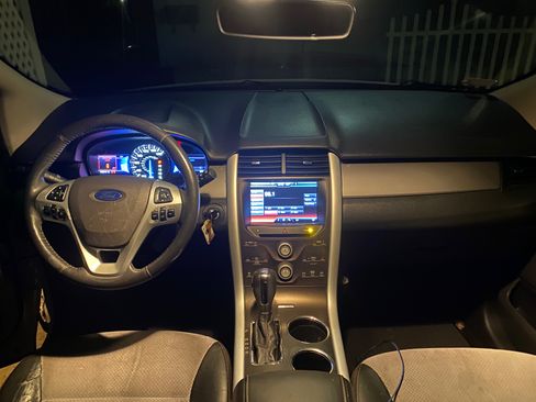 Used 2013 Ford Edge SEL image 11