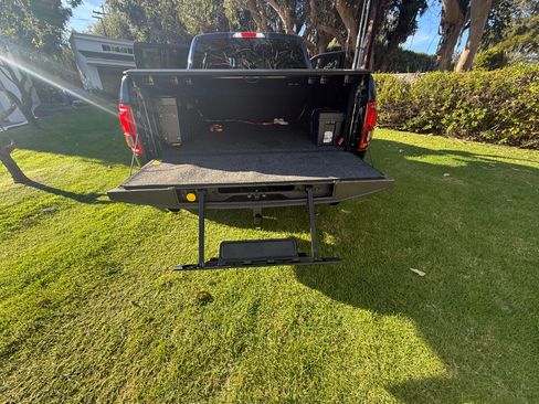 Used 2016 Ford F150 Lariat w/ Equipment Group 502A Luxury image 22