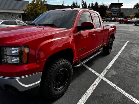 Used 2011 GMC Sierra 1500 SLT w/ Max Trailering Pack image 2