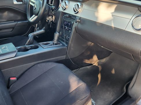 Used 2006 Ford Mustang GT image 6