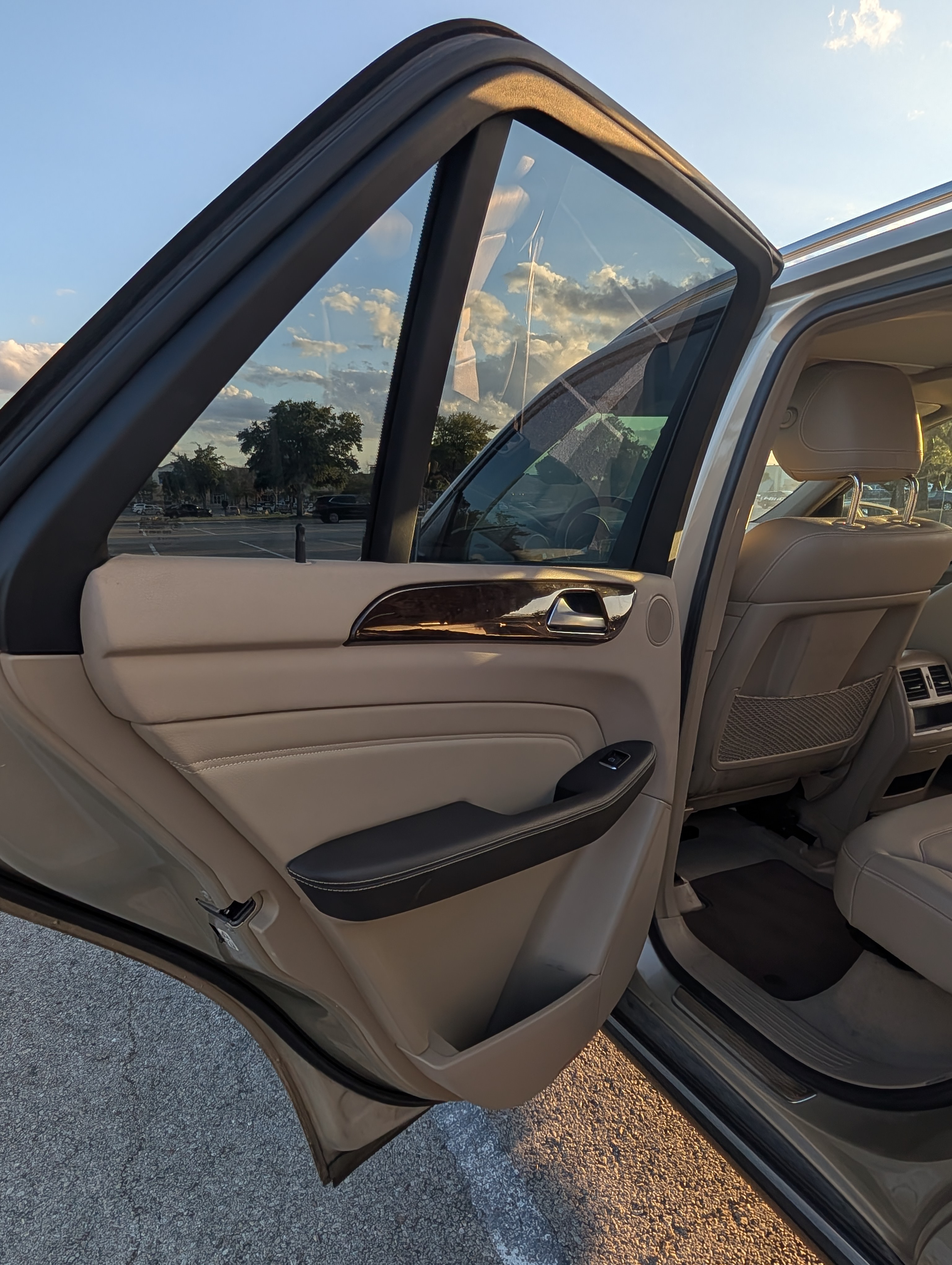 Used 2012 Mercedes-Benz ML 350 4MATIC image 11
