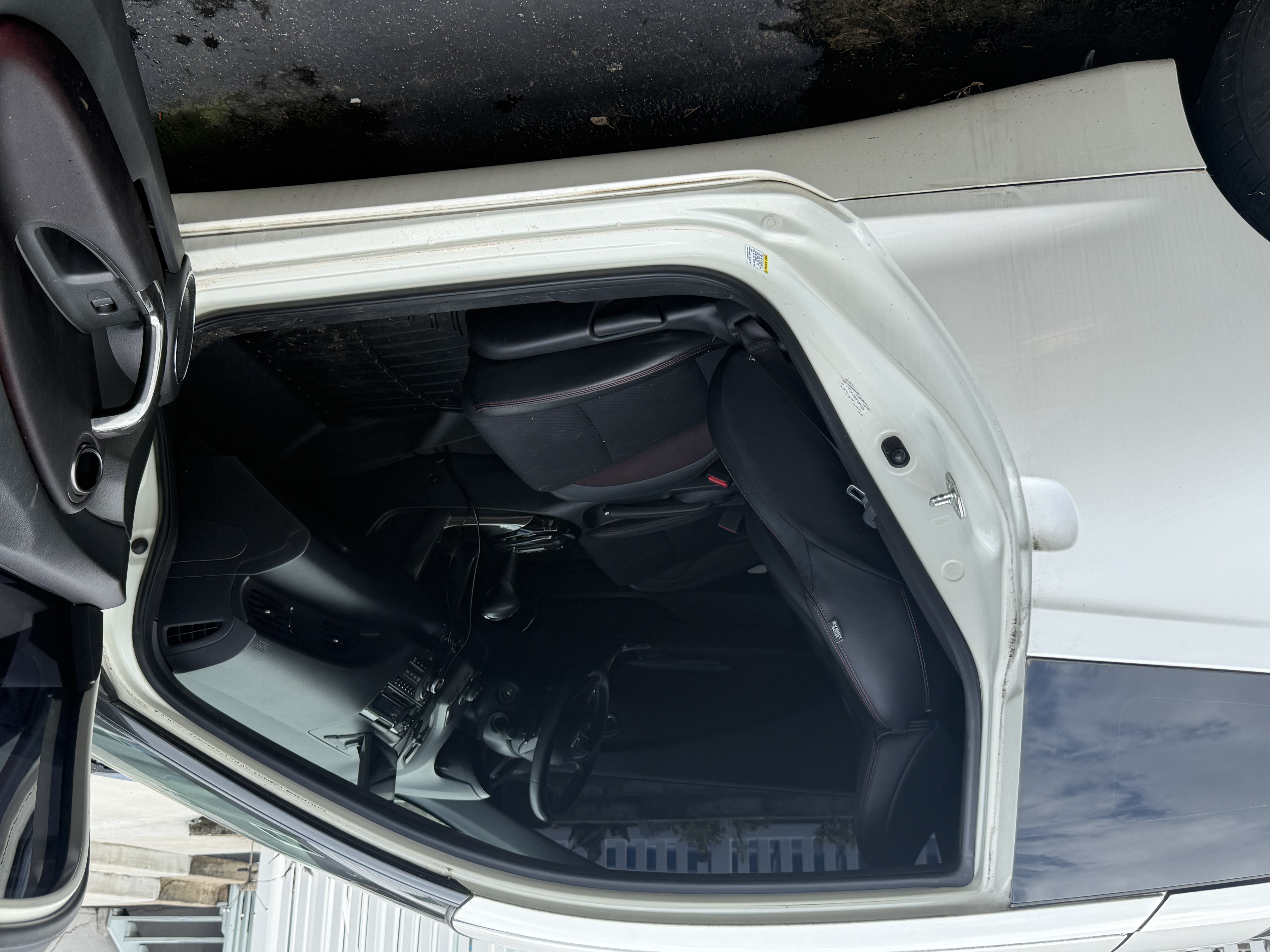 Used 2014 Honda CR-Z EX image 11