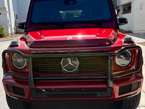 Used 2022 Mercedes-Benz G 550 image 1