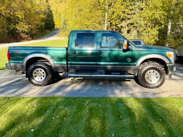 Used 2011 Ford F250 Lariat w/ Lariat Interior Pkg AWD/4WD image 4