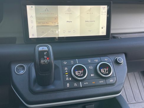 Used 2020 Land Rover Defender 110 S image 12