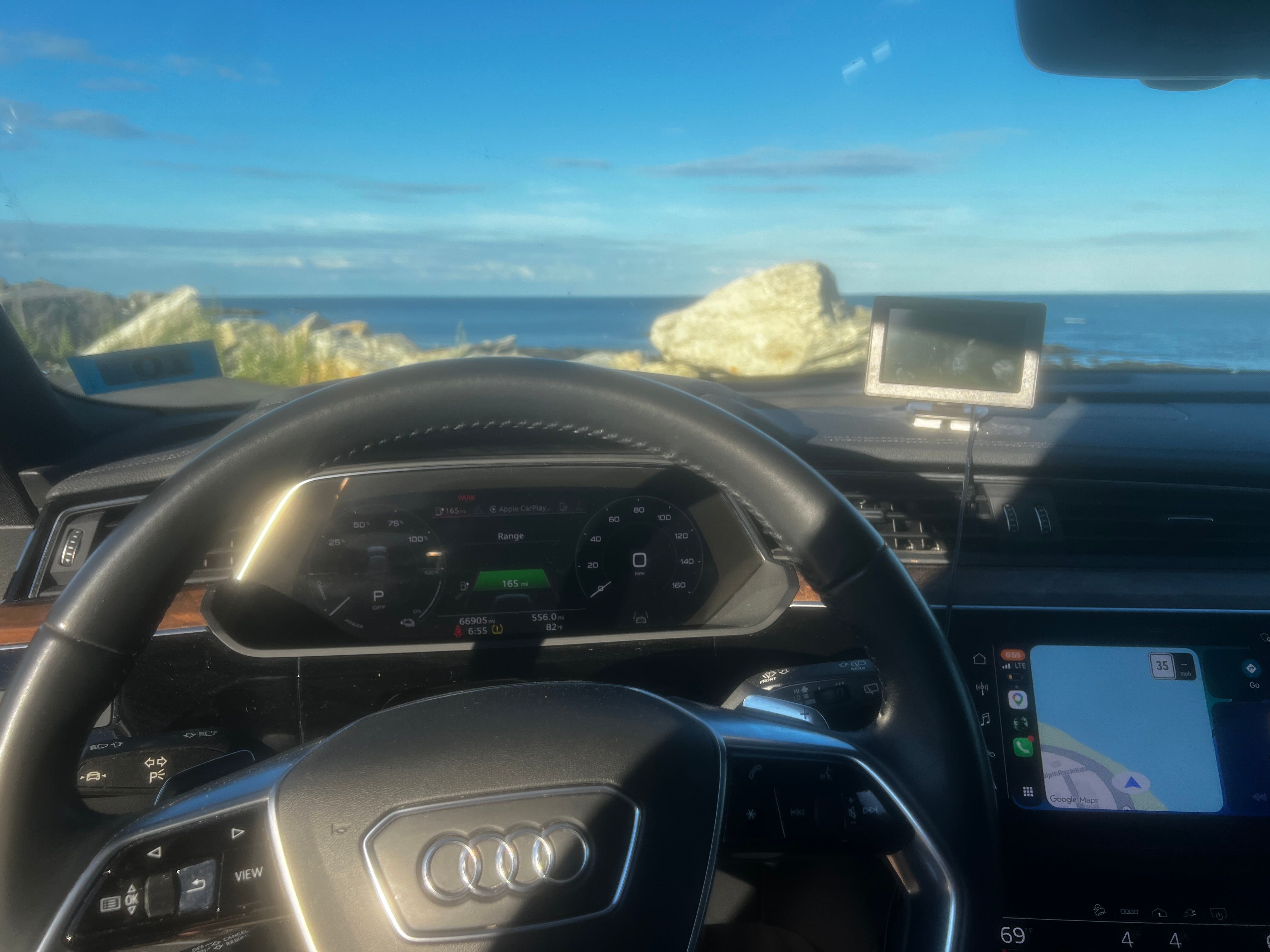 Used 2021 Audi e-tron Premium w/ Convenience Plus Package AWD/4WD image 5