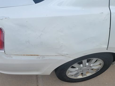 Used 2012 Mitsubishi Galant FE image 16