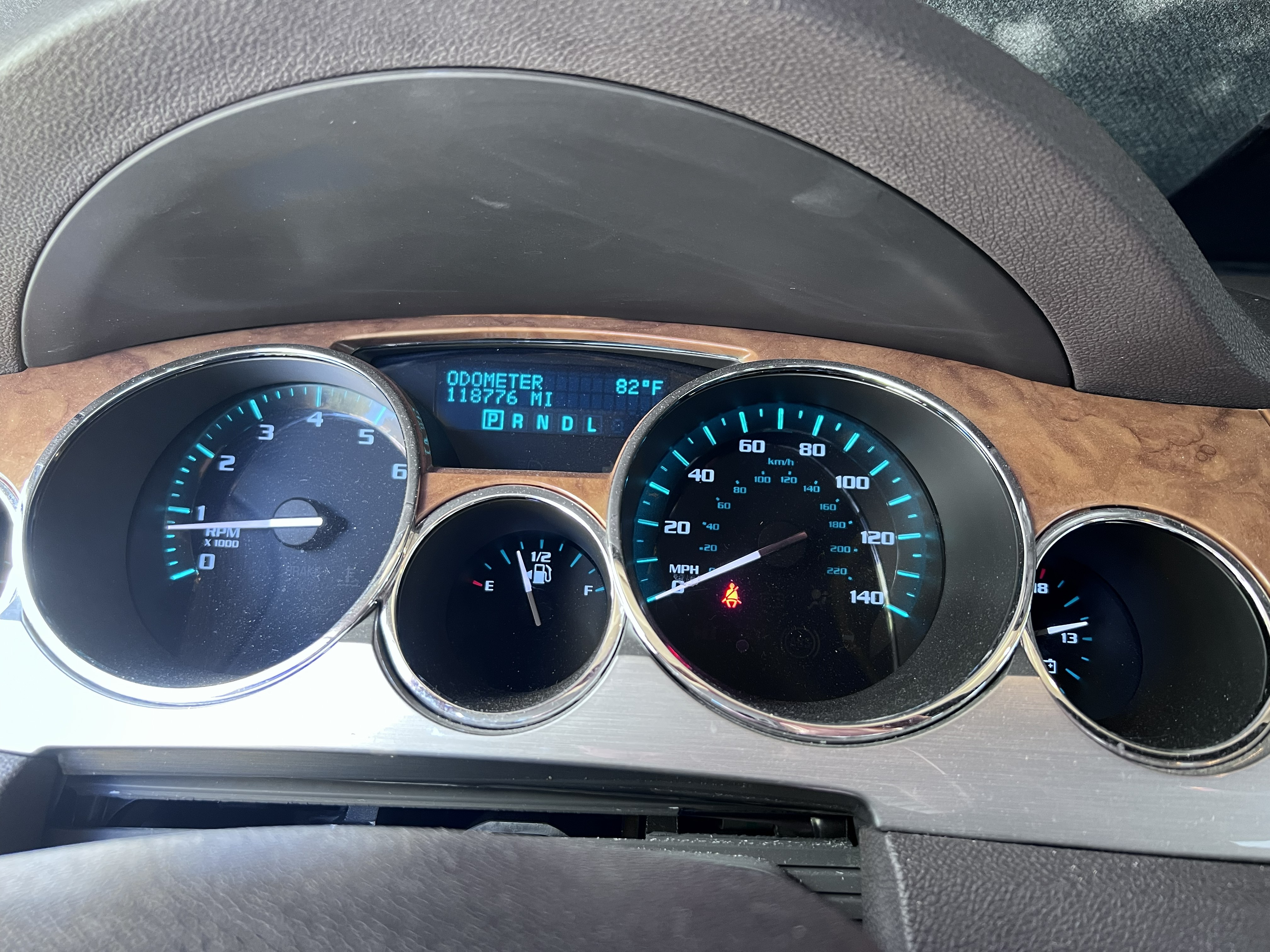 Used 2011 Buick Enclave CXL FWD image 11