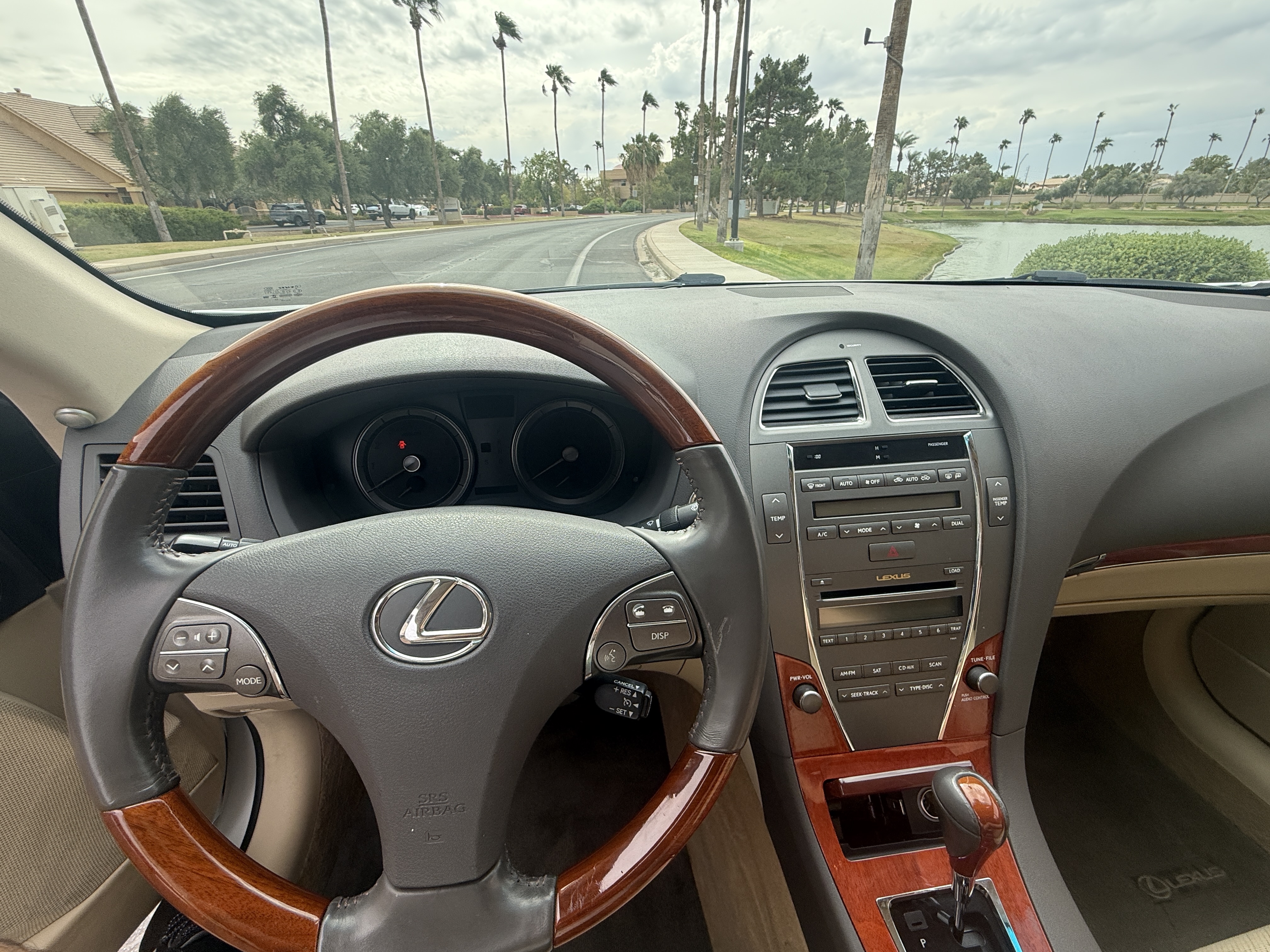 Used 2010 Lexus ES 350 FWD image 15