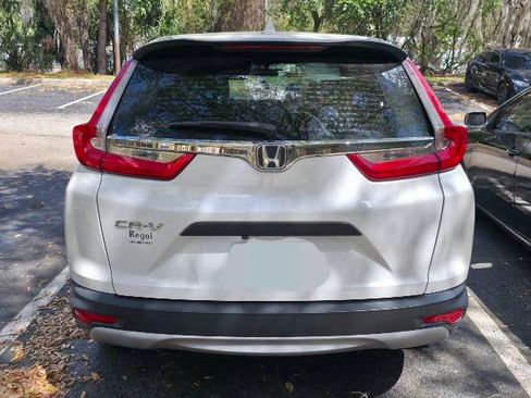 Used 2019 Honda CR-V LX image 5