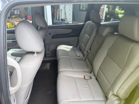 Used 2016 Honda Odyssey EX-L image 5